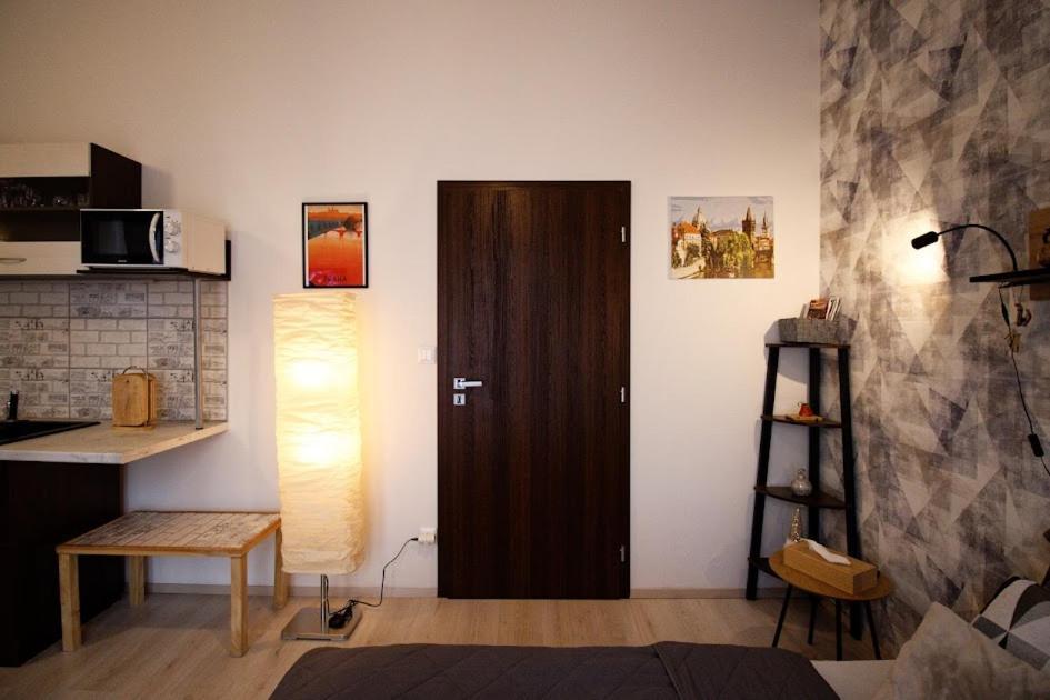 Cosy Studio, 15Min To Old Centre, Self-Check In, Free Wifi, Welcome Drink! Apartment Prague Exterior photo