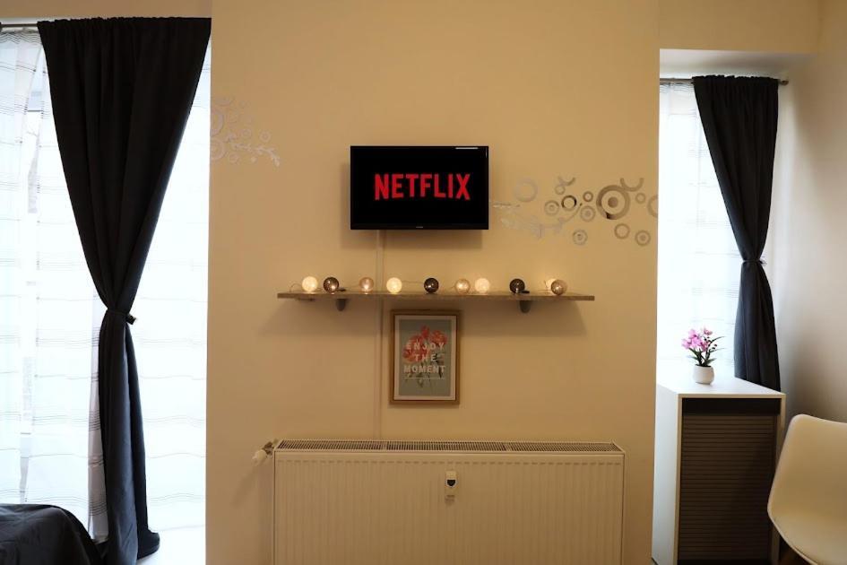 Cosy Studio, 15Min To Old Centre, Self-Check In, Free Wifi, Welcome Drink! Prague Exterior photo
