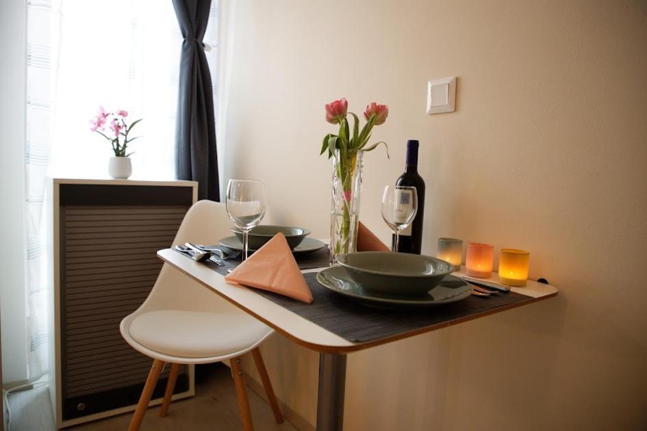 Cosy Studio, 15Min To Old Centre, Self-Check In, Free Wifi, Welcome Drink! Prague Exterior photo